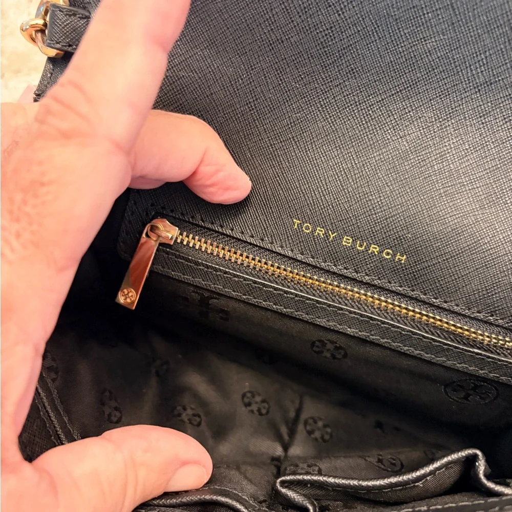 Tory Burch Emerson Black Saffiano Leather Bag with Gold Chain Strap - Picture 9 of 12